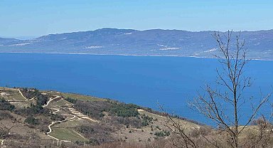 İznik Gölü ve Uludağ manzaralı köy İstanbul ve Ankaralıların radarında