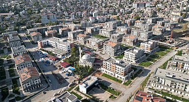 Kahramanmaraş'ta deprem izleri yerini yeni yapılara bıraktı