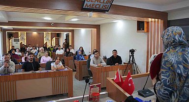 Kahta Belediyesi Gençlik Meclisi'nden anlamlı buluşma