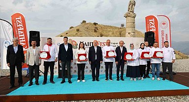 Kahta'nın yöresel lezzetleri KAHTAFEST'te tanıtıldı