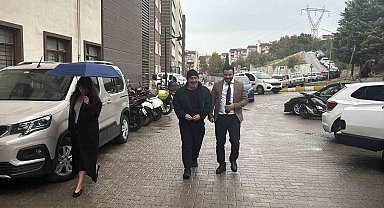 Kalp krizi sonrası kontrol için Çanakkale'ye gelen Cem Yılmaz: "Durumum iyi Allah'a şükür, zor bir şey atlattığım için dikkat etmem lazım"