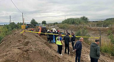 Kanalizasyon çalışmasında toprak göçmesi: 1 ölü