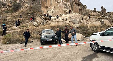 Kapadokya'da peribacası çöktü: Ölü ve yaralılar var