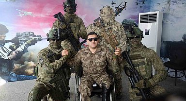 Karabağ Gazisinden TEKNOFEST'te duygulandıran sözler: "Allah askerlerimizi korusun"