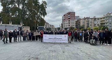 Karaman'da Dünya Yaşlılar Günü'nde farkındalık yürüyüşü