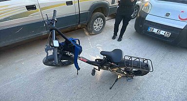 Karaman'da elektrikli bisiklet hafif ticari araca arkadan çarptı: 1 yaralı