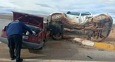 Karaman'da otomobille cip çarpıştı: 2 yaralı