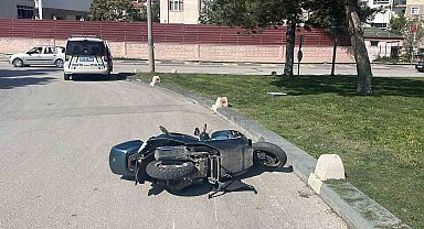 Karaman'da otomobille motosiklet çarpıştı: 1 yaralı