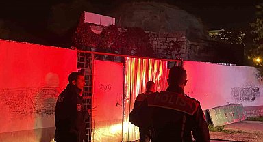 Karaman'da tarihi hamamın bahçesinde yangın