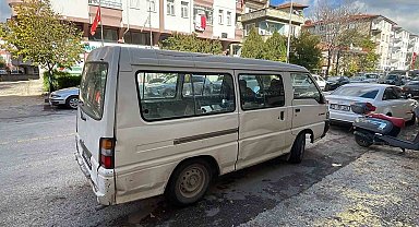 Karaman'da yaya geçidinde panelvan aracın çarptığı kadın yaralandı