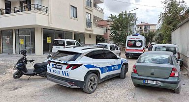 Kardeşler arasındaki tartışma bıçaklı kavgaya dönüştü: 1 yaralı