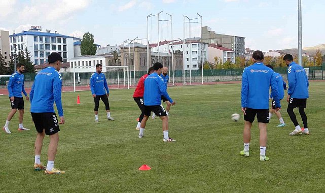 Kars 36 Spor'da Antalyaspor mesaisi sürüyor