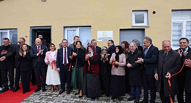 Kars'ta kadın girişimcilerin üretim gücünü artıracak yeni hizmet binası açıldı