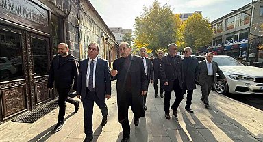 Kars'ta kaldırım işgallerine karşı esnafa bilgilendirme yapıldı