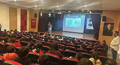 Kars'ta öğrencilere güvenli internet ve siber zorbalık semineri