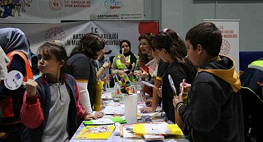 Kastamonu'da binlerce öğrenci şenlikte bilim ve teknolojiyle buluştu