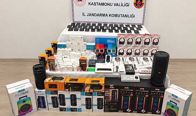Kastamonu'da çok sayıda kaçak elektronik ürün ele geçirildi