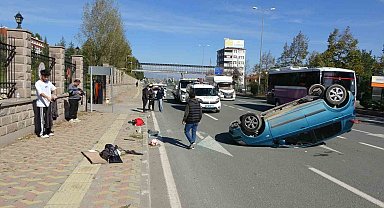 Kastamonu'da otomobil takla attı, 3 kişi burnu bile kanamadan kurtuldu