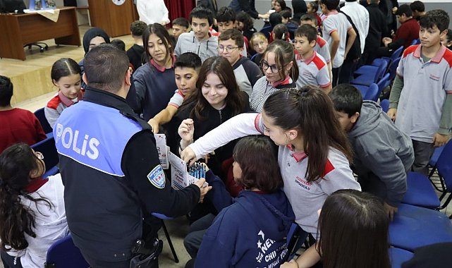 Kastamonu'da polis ekipleri bin 140 öğrenciye eğitim verdi