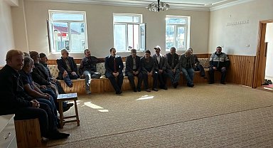 Kaymakam Ahat Otlukbeli ve Elmalı'da vatandaşlarla bir araya geldi