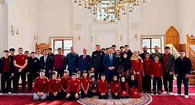Kaymakam Titiz gençlerle buluştu