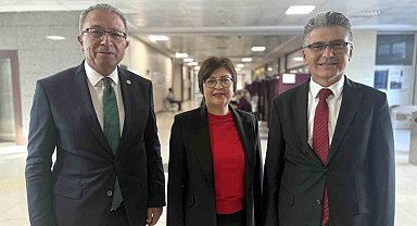 Kayseri Barosu'nda Murat Tolga Özsoy güven tazeledi
