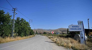 Kayseri Büyükşehir'den kış öncesi kırsal yollarda güvenlik mesaisi