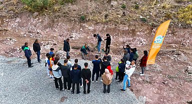 Kayseri Büyükşehir'den yeşil seferberlik: Bin 150 fidan toprakla buluştu