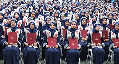Kayseri'de 738 öğrenci hafız oldu