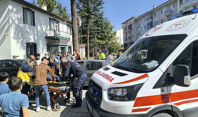 Kazada devrilen motosiklet sürücüsü yaralandı