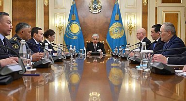 Kazakistan'da 14 askerin öldüğü tatbikat sonrası 5 yetkili gözaltında