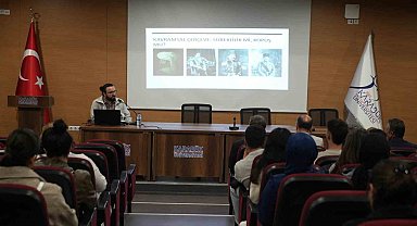 KBÜ'deki konferansta Osmanlı'dan Cumhuriyet'e uzanan süreç değerlendirildi