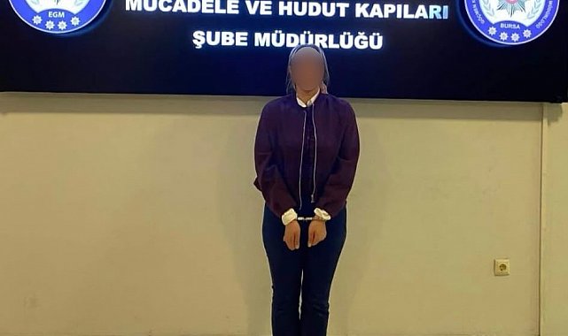 Kendisini avukat olarak tanıttı, yakayı ele verip sınır dışı edildi