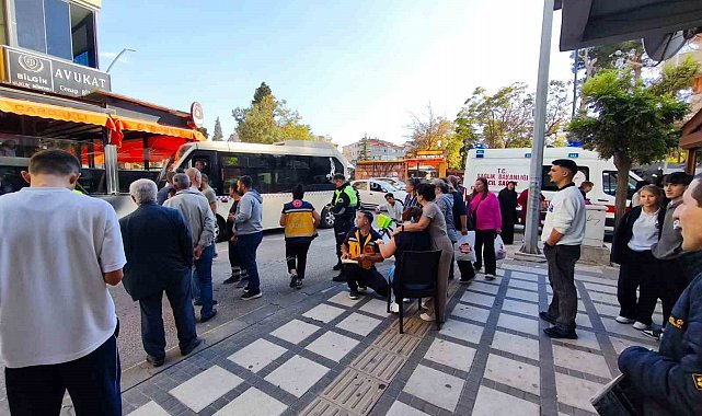 Keşan'da minibüsün çarptığı 2 yaya yaralandı