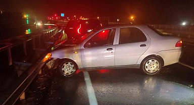 Keşan'da otomobil bariyerlere çarptı: 1 yaralı