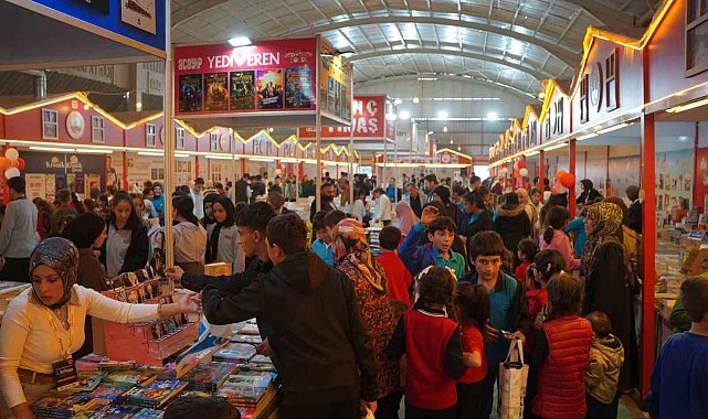 Kâhta 2. Kitap Günleri'ni 70 bin kişi ziyaret etti