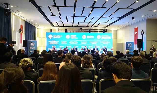 Kırgızistan'da "Türk Dünyası Diyalogları: Ortak Gelecek, Ortak Vizyon" başlıklı panel düzenlendi