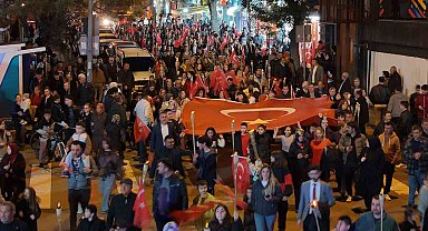 Kırıkkale'de Cumhuriyet'in 103. yılı fener alayı ve konserle kutlandı