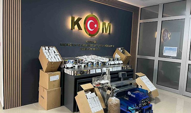 Kırşehir'de kaçak tütün operasyonu: 142 bin 600 makaron ele geçirildi