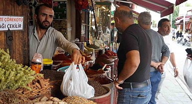 Kış ayları geldi, vatandaşlar aktarlara akın etti