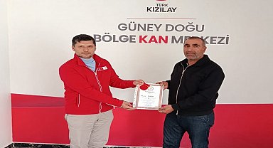 Kızılay'dan duyarlı vatandaşa anlamlı ödül
