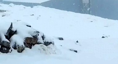 Komşu beyaza büründü, Bulgaristan'da kar yağışı başladı