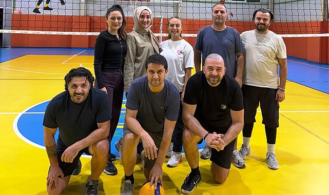 Körfez'de 32 okulun öğretmenleri şampiyonluk için filede