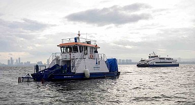 Körfez'de yağmur sonrası yüzey temizliği