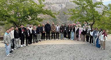 Kosovalı gençler Kemaliye'de ağırlandı