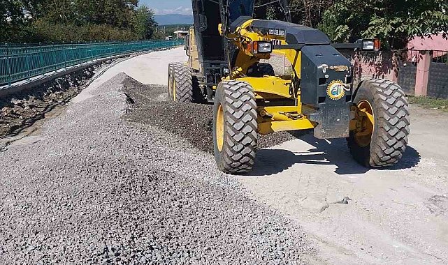 Köylerde kış öncesi son çalışmalar sürüyor