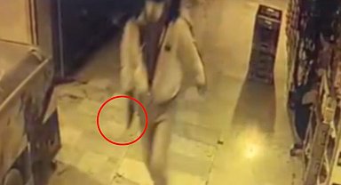 Küçükçekmece'de bir şahsa silahlı saldırı düzenlendi, şüpheliler kıskıvrak yakalandı