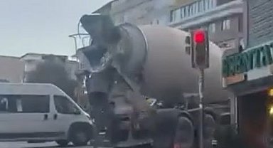 Küçükçekmece'de yola beton döken sürücüye 109 bin 662 TL idari para cezası