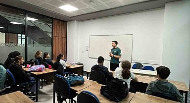 Kursiyerlere fiziksel aktivite eğitimi