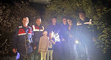 Kuşadası'nda kaybolan aileyi jandarma ekipleri kurtardı